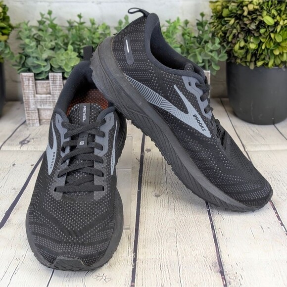 Brooks Men's Revel 6 Running Sneakers - Picture 1 of 9
